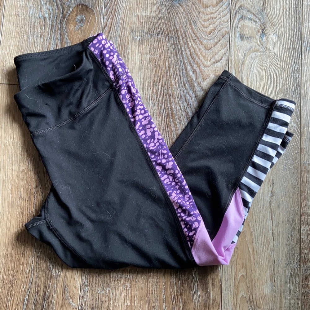 Large Champion Capri leggings
